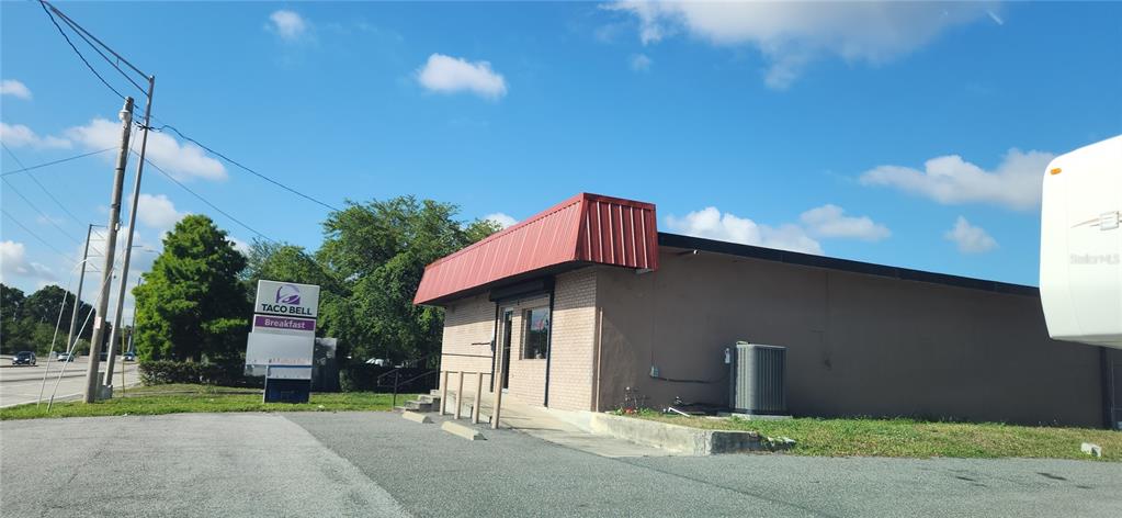 610 N COMBEE ROAD