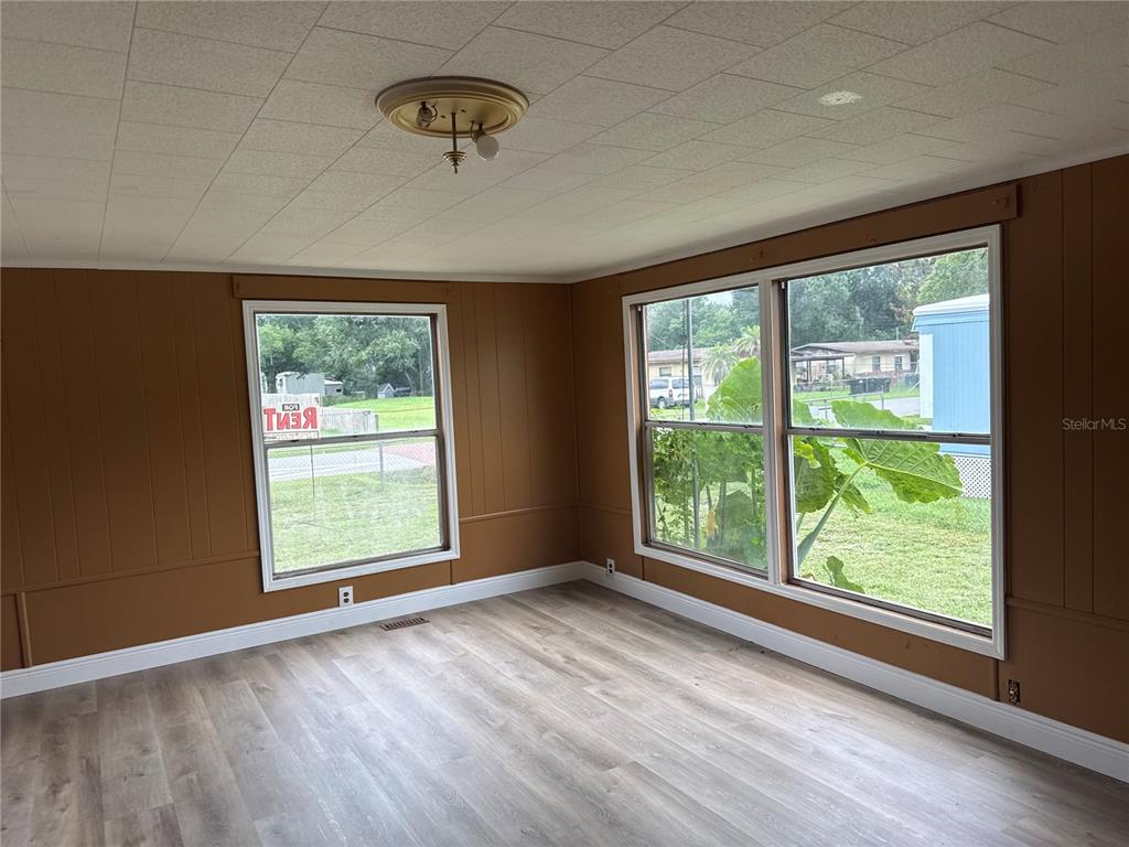 9854 5TH AVENUE, ORLANDO, FL — photo 3 of 9