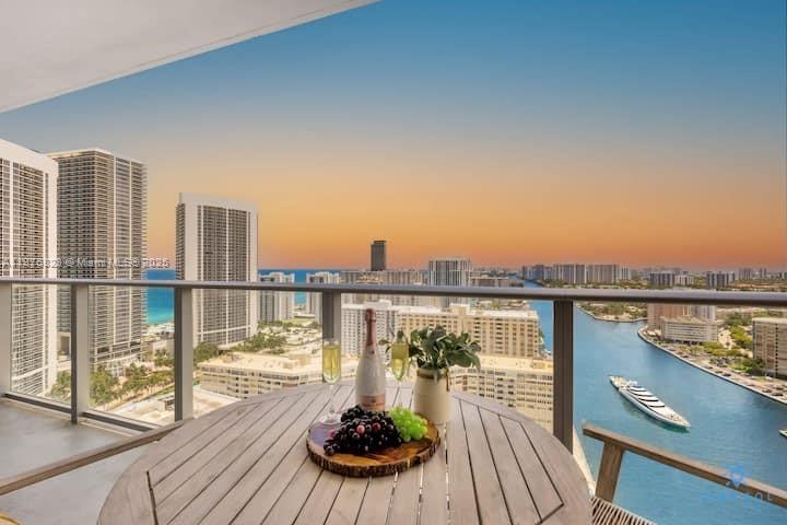 4010 S Ocean Dr # R2308, Hollywood FL 33019