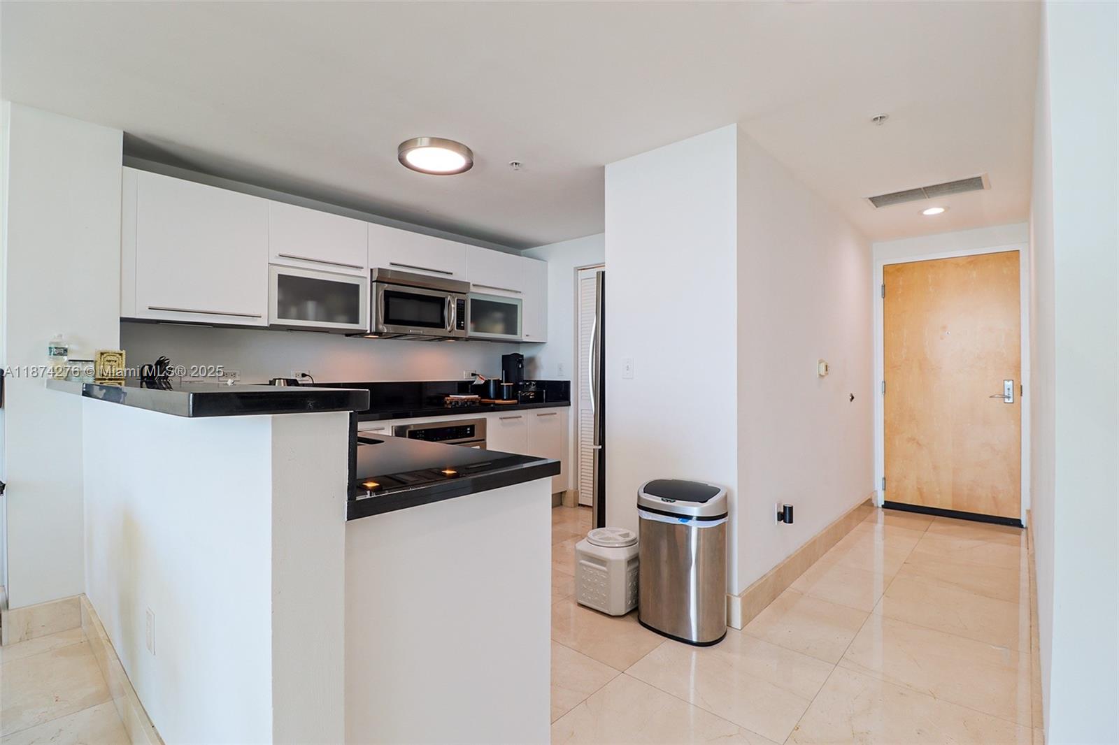 253 NE 2nd St # 1907, Miami FL 33132