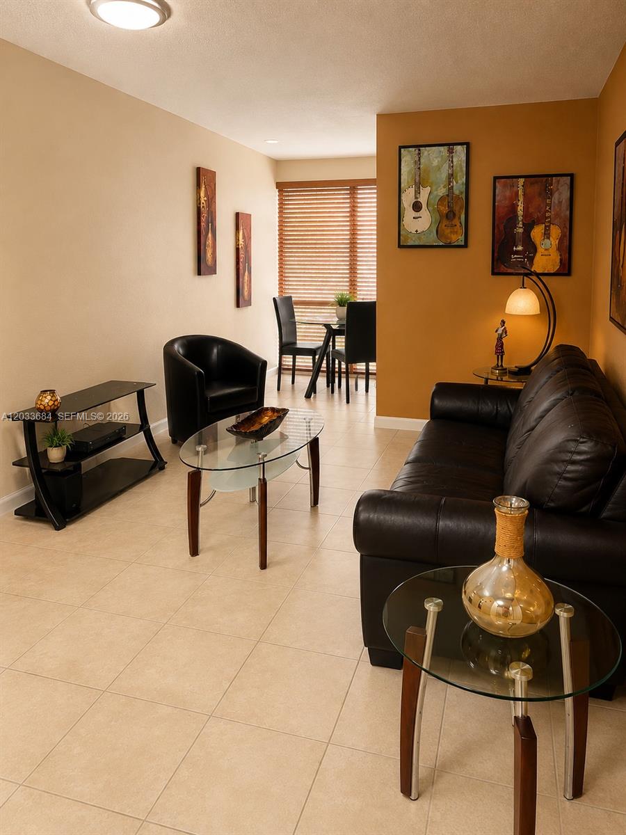 17570 Atlantic Blvd # 306, Sunny Isles Beach FL 33160