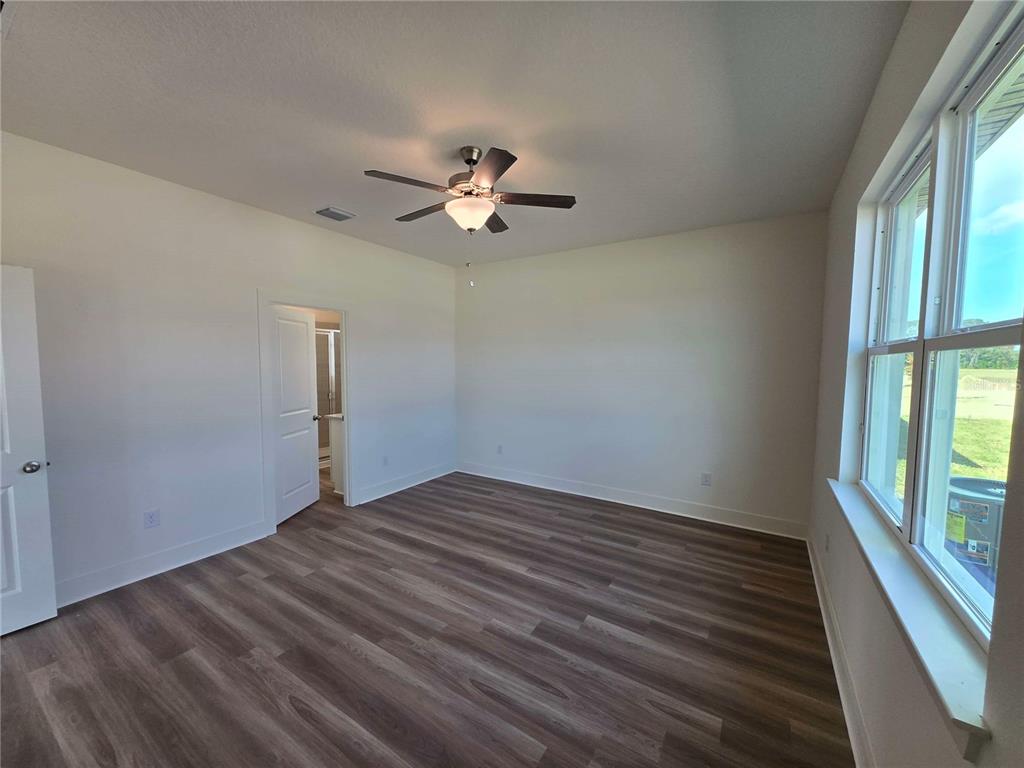 3841 DAYBREAK RUN LOOP, SPRING HILL, FL — photo 5 of 11