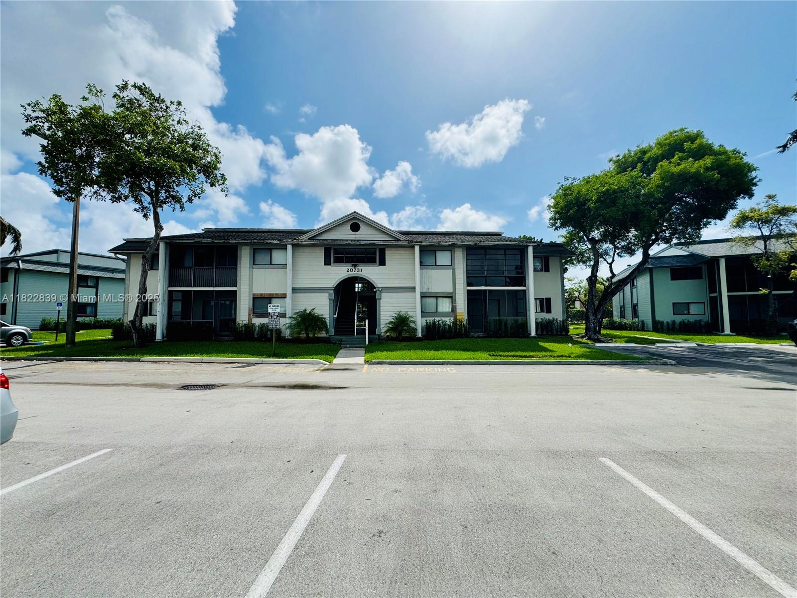 20731 NE 4th Pl # 103, Miami FL 33179