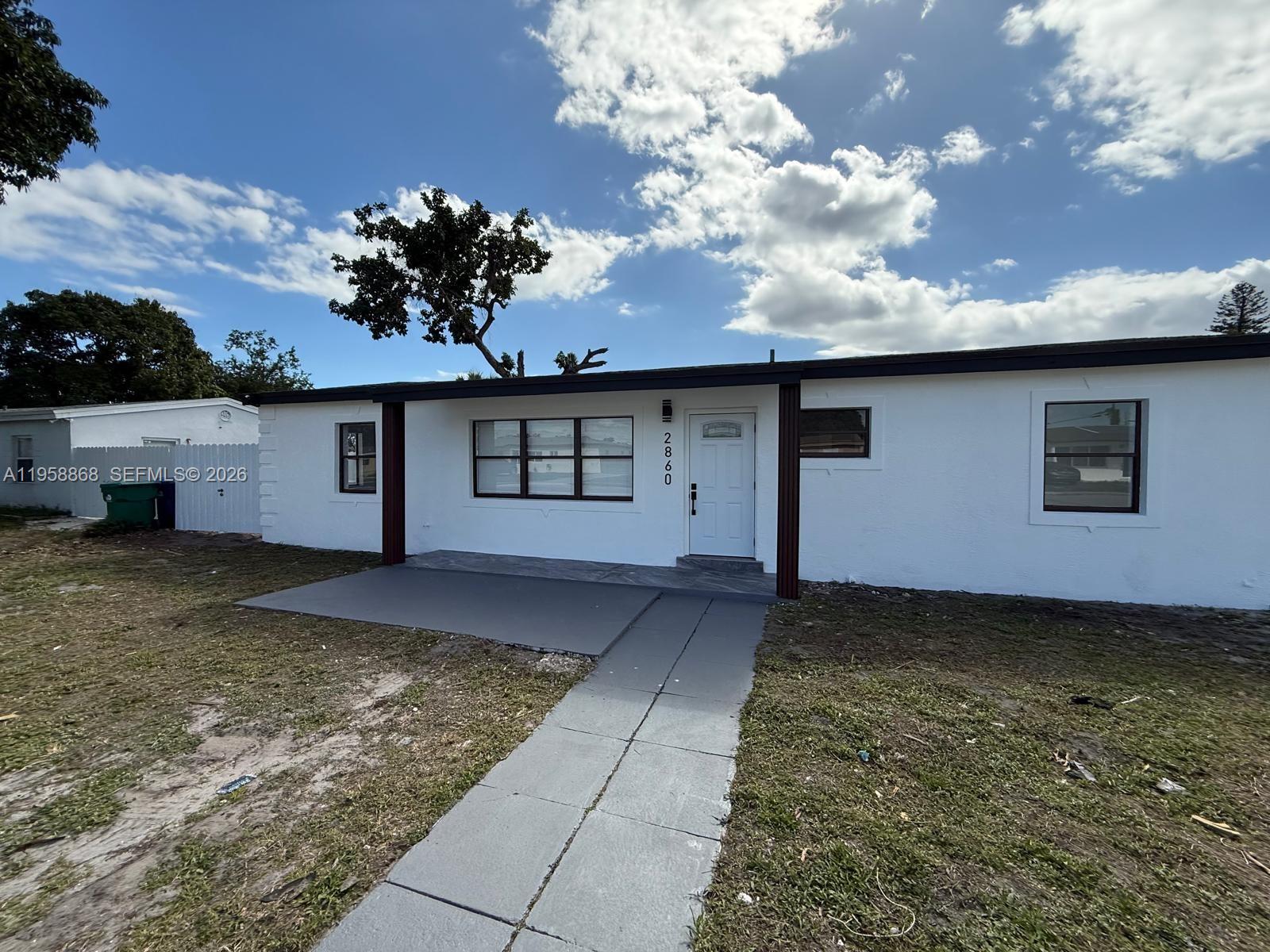 2860 NW 164th Ter, Miami Gardens FL 33054