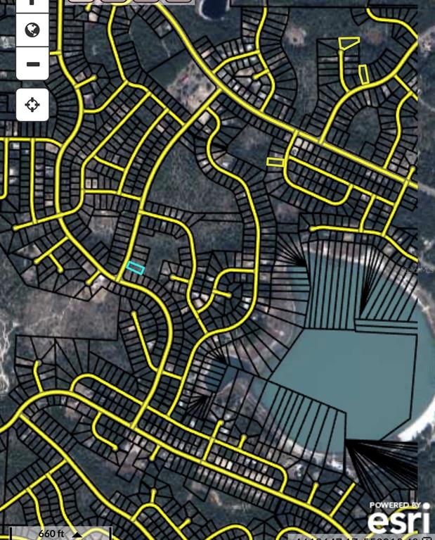 This map shows a residential neighborhood with a highlighted property lot near a lake — TBD CAREY BOULEVARD, CHIPLEY, FL