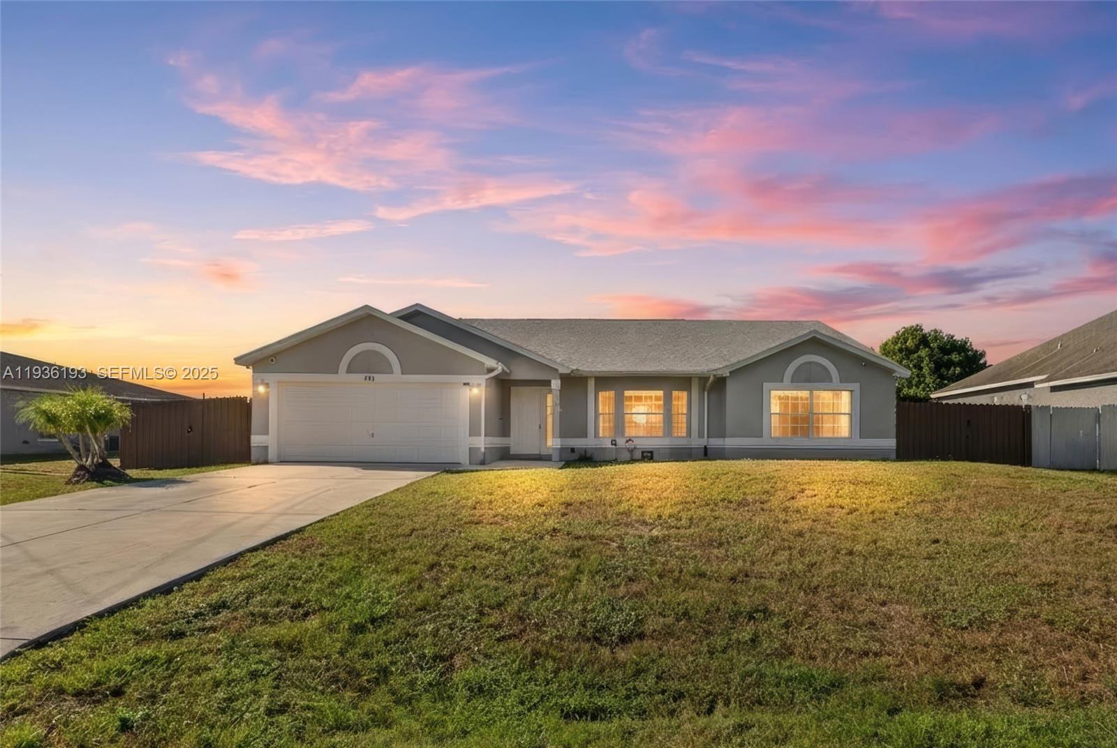 791 SW Hillsboro Cir, Port St. Lucie FL 34953