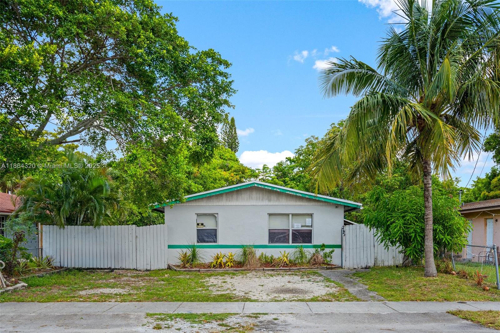 2433 NW 20th St, Fort Lauderdale FL 33311