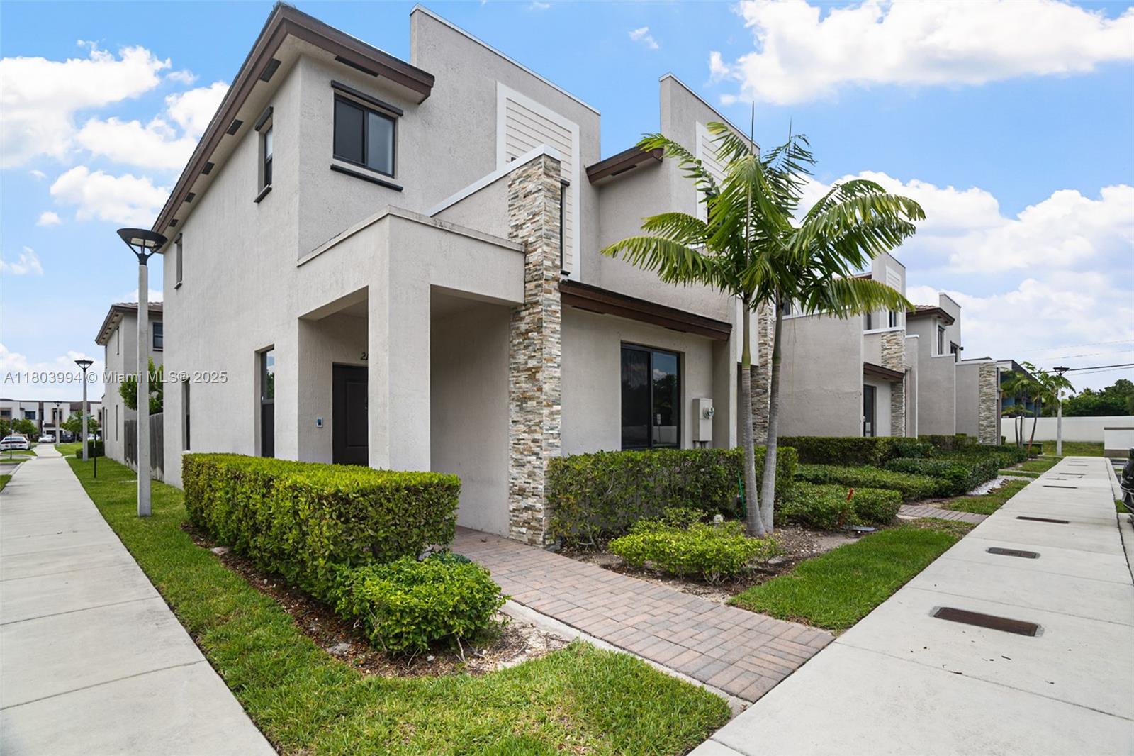 21408 NE 2nd Path, Miami FL 33179