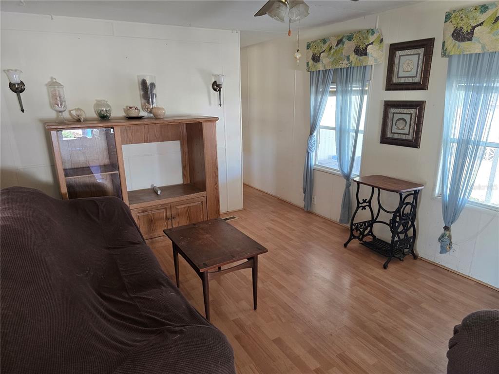 5316 53RD AVENUE E UNIT E3, BRADENTON, FL — photo 3 of 4