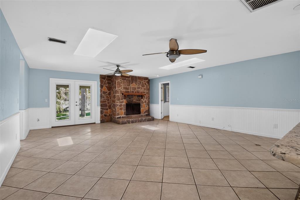 408 PALM AVENUE, ORMOND BEACH, FL — photo 4 of 30