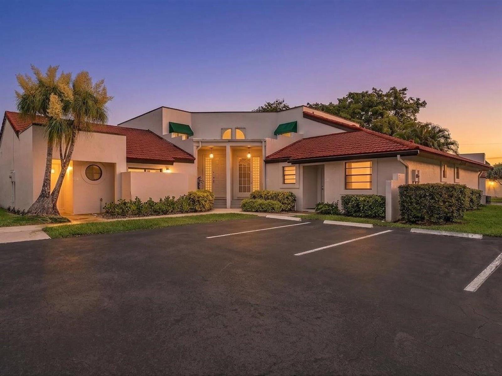 299 NW 36th Avenue, Deerfield Beach FL 33442
