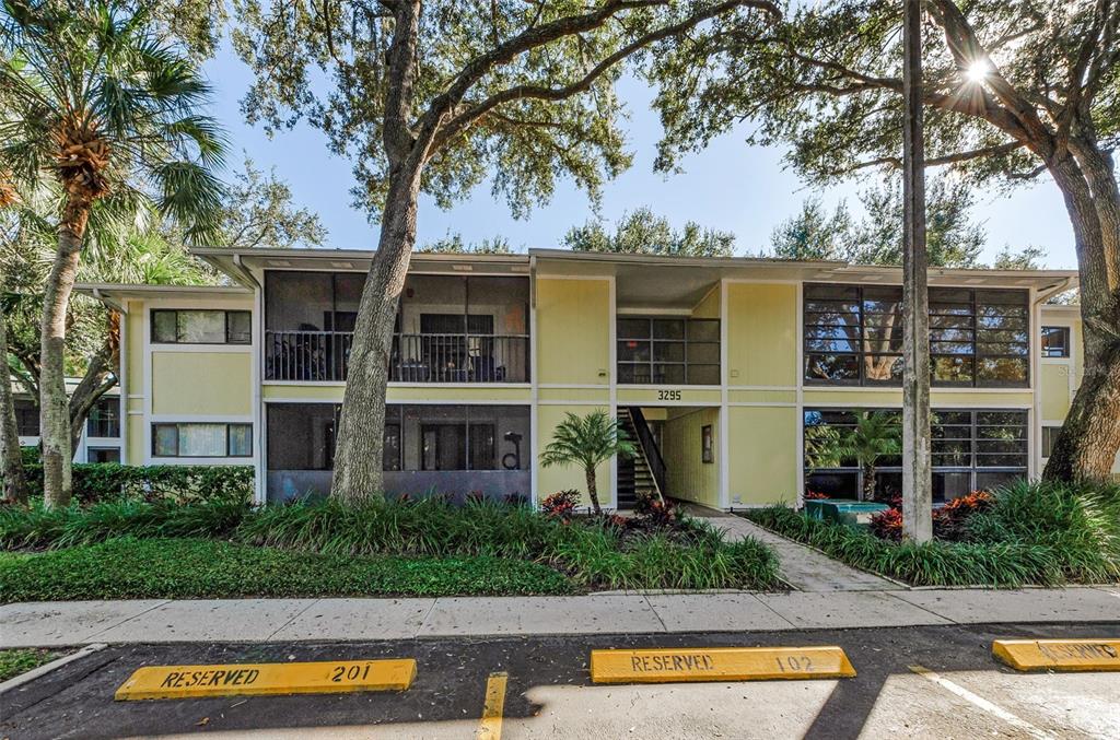 3295 FOX CHASE CIRCLE N UNIT 104
