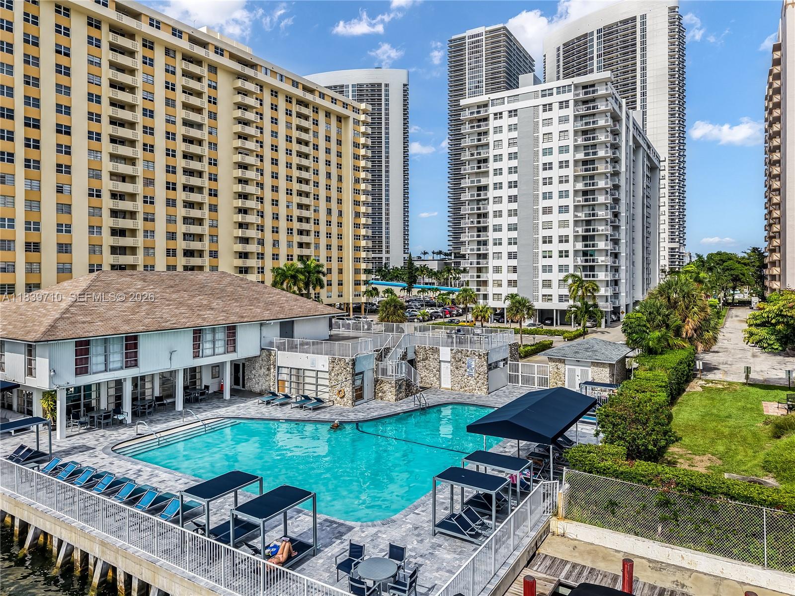 1849 S Ocean Dr # 507, Hallandale Beach FL 33009