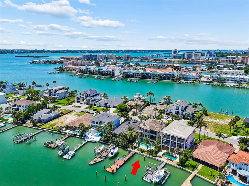 136 DEVON DRIVE, CLEARWATER BEACH, FL — photo 2 of 30