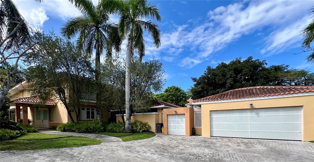 13 DORADO BEACH EAST STREET