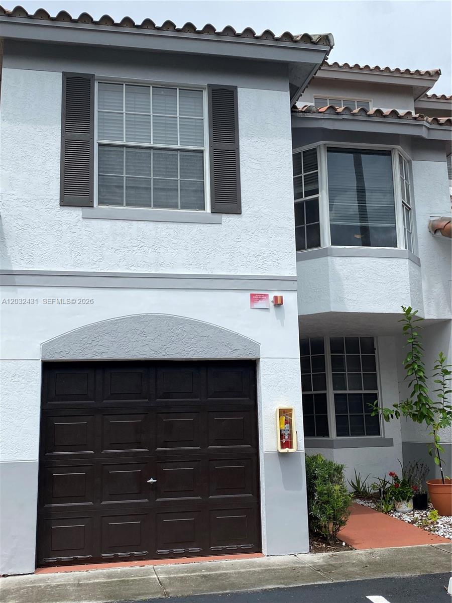 715 SW 148th Ave # 611, Sunrise FL 33325
