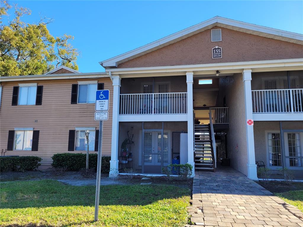 155 N PEARL LAKE CAUSEWAY UNIT 200
