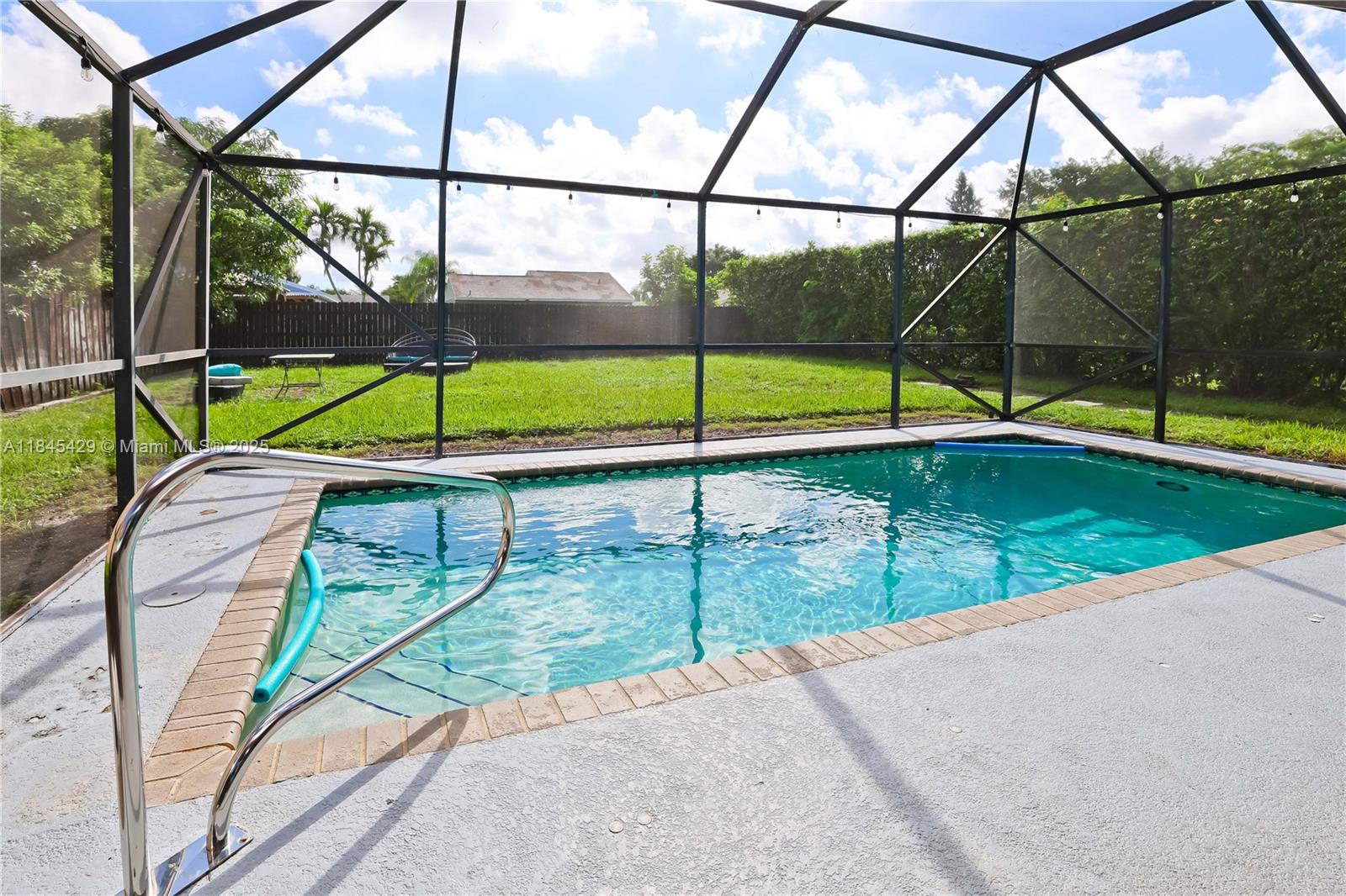 23330 Sedawie Dr, Boca Raton FL 33433