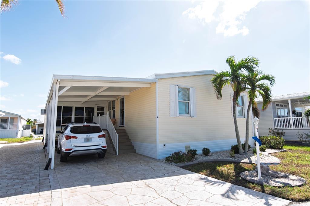 7 FREEMAN AVENUE