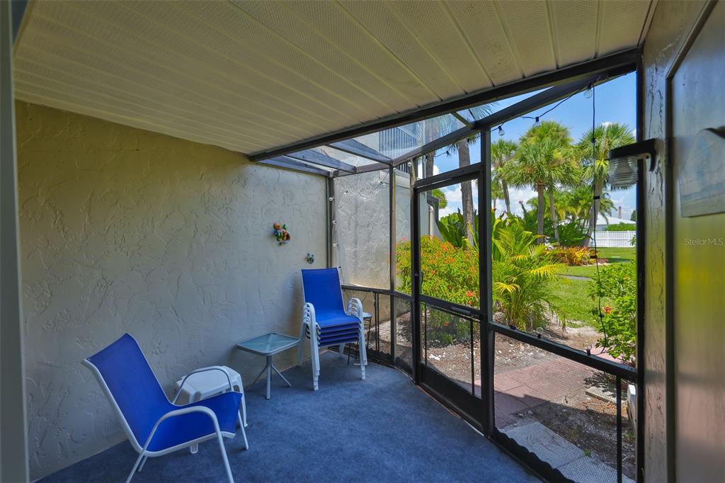 1028 APOLLO BEACH BOULEVARD UNIT 8, APOLLO BEACH, FL — photo 5 of 30