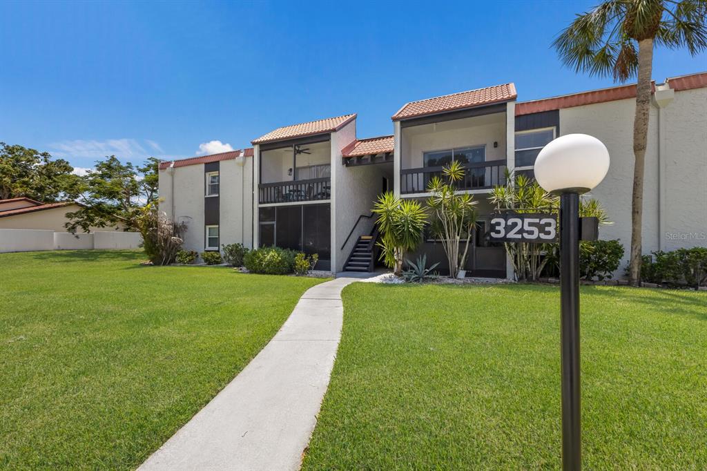 3253 BENEVA ROAD UNIT 103