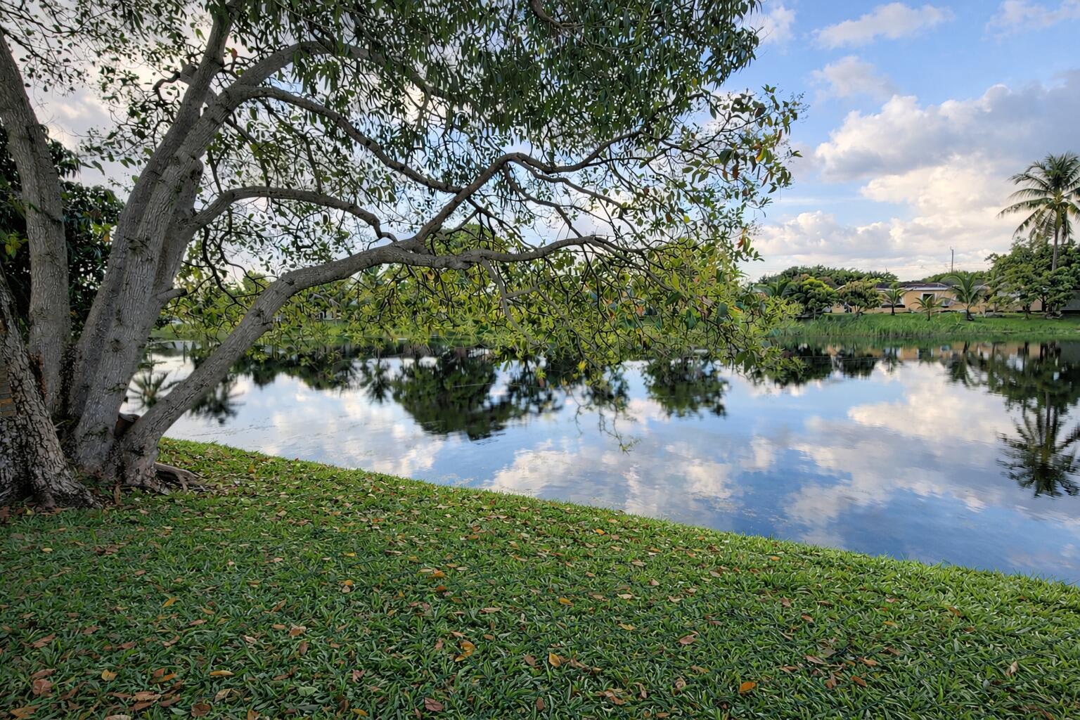 3700 NW 27th Street, Lauderdale Lakes FL 33311