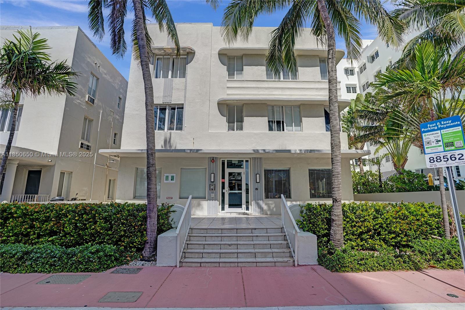 3710 Collins Ave # 100, Miami Beach FL 33140