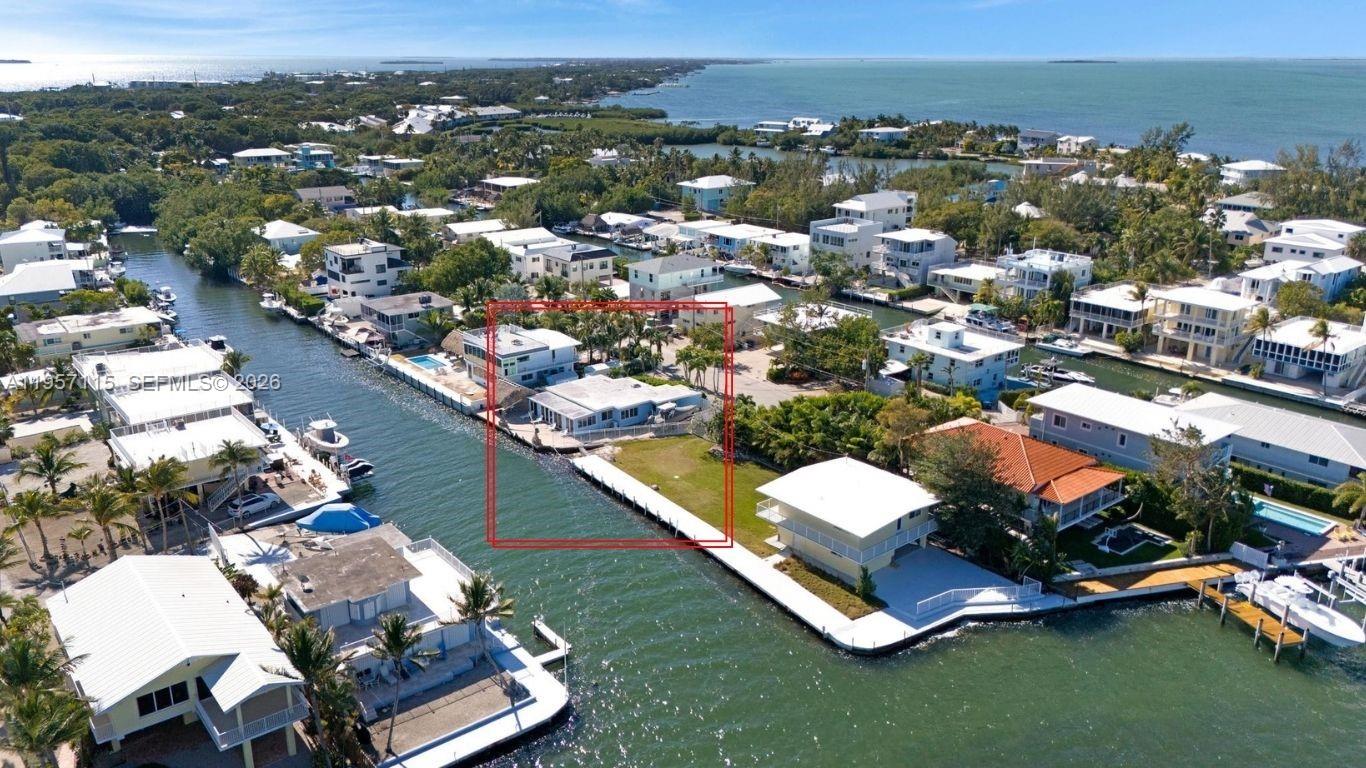 230 Jolly Roger Dr, Key Largo FL 33037