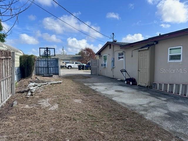 10030 INGRAM AVENUE, APOPKA, FL — photo 3 of 16