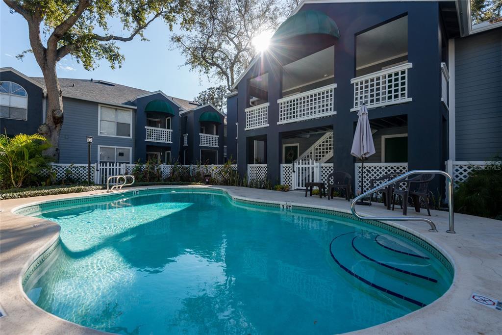 606 S ALBANY AVENUE UNIT 9