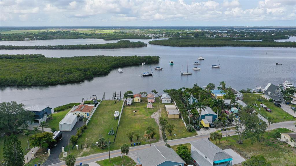 3312 W SHELL POINT ROAD, RUSKIN, FL — photo 5 of 24