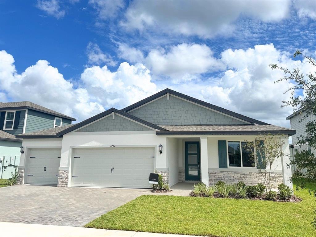 1754 DRAUGHTON PLACE
