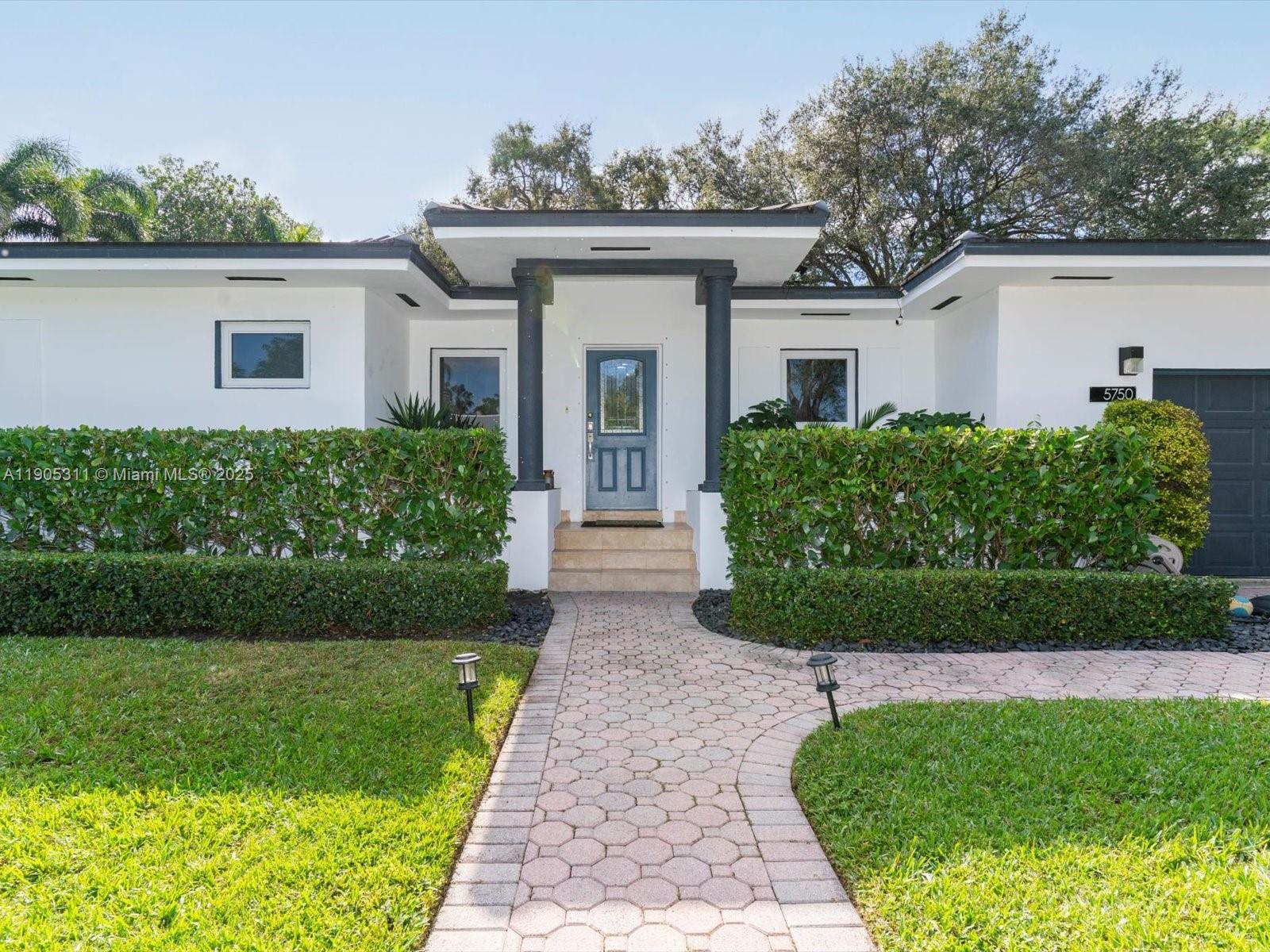 5750 SW 55th St, Miami FL 33155
