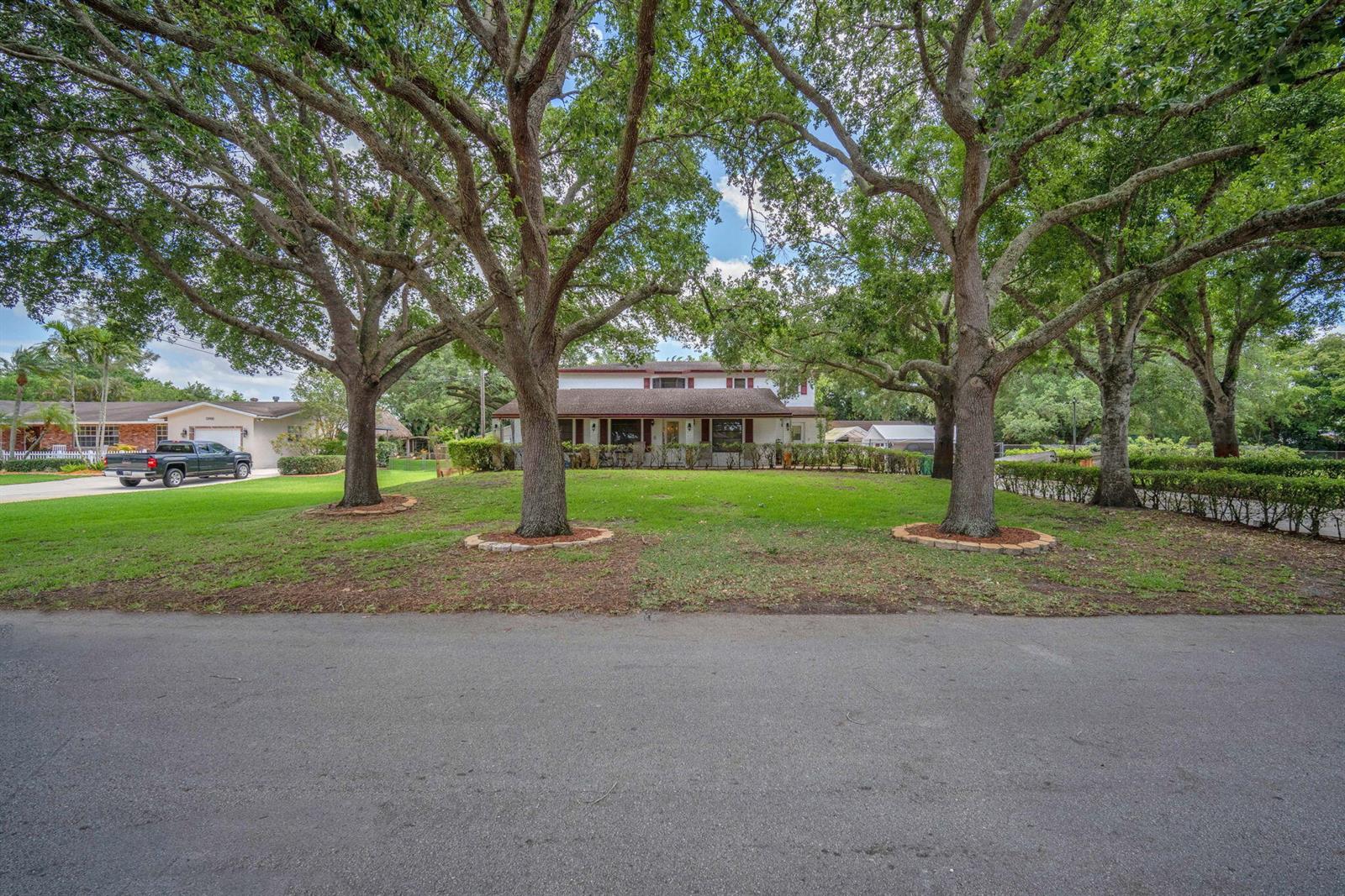13930 SW 36th Court, Davie FL 33330