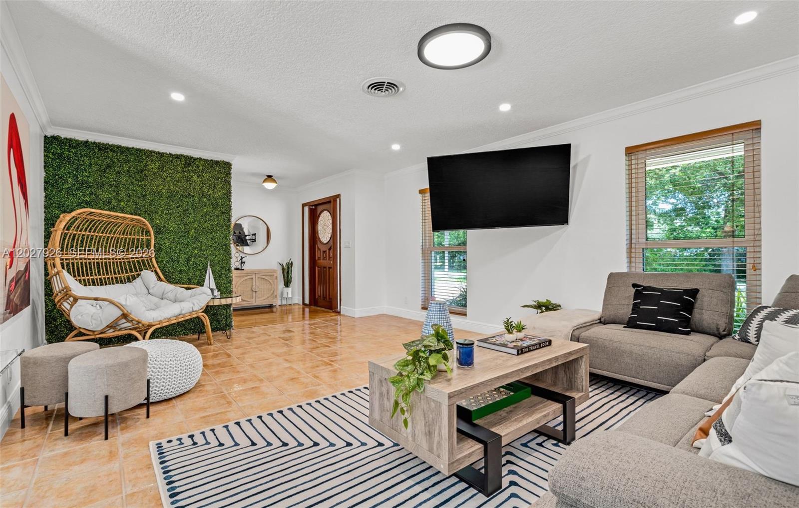 6421 NE 22nd Ave, Fort Lauderdale FL 33308