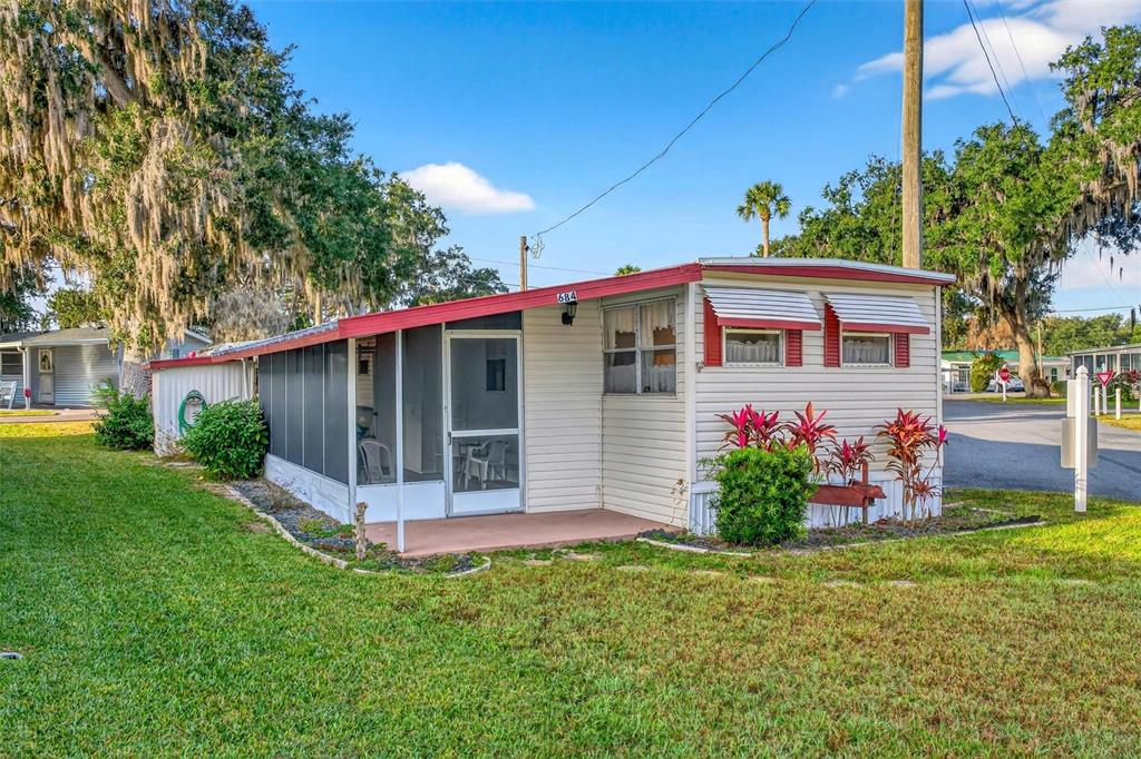 684 CINDI AVENUE