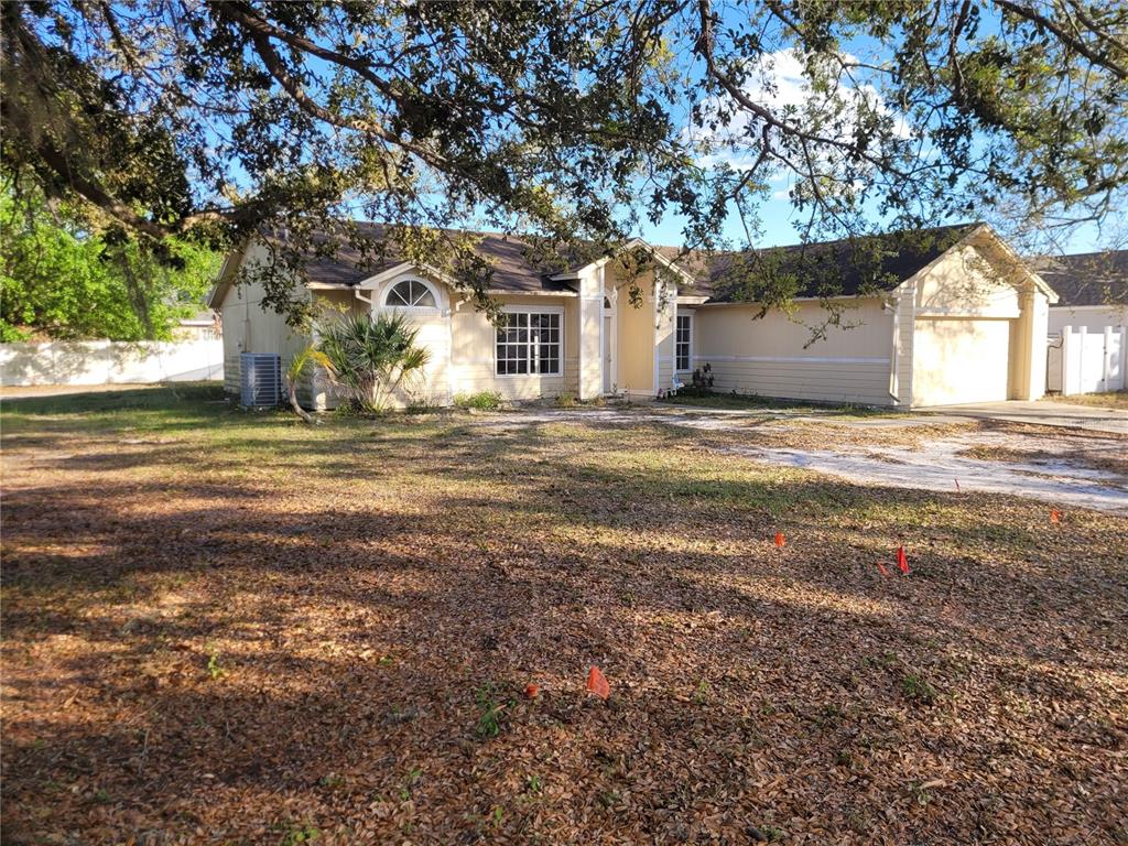 424 EVERWOOD DRIVE