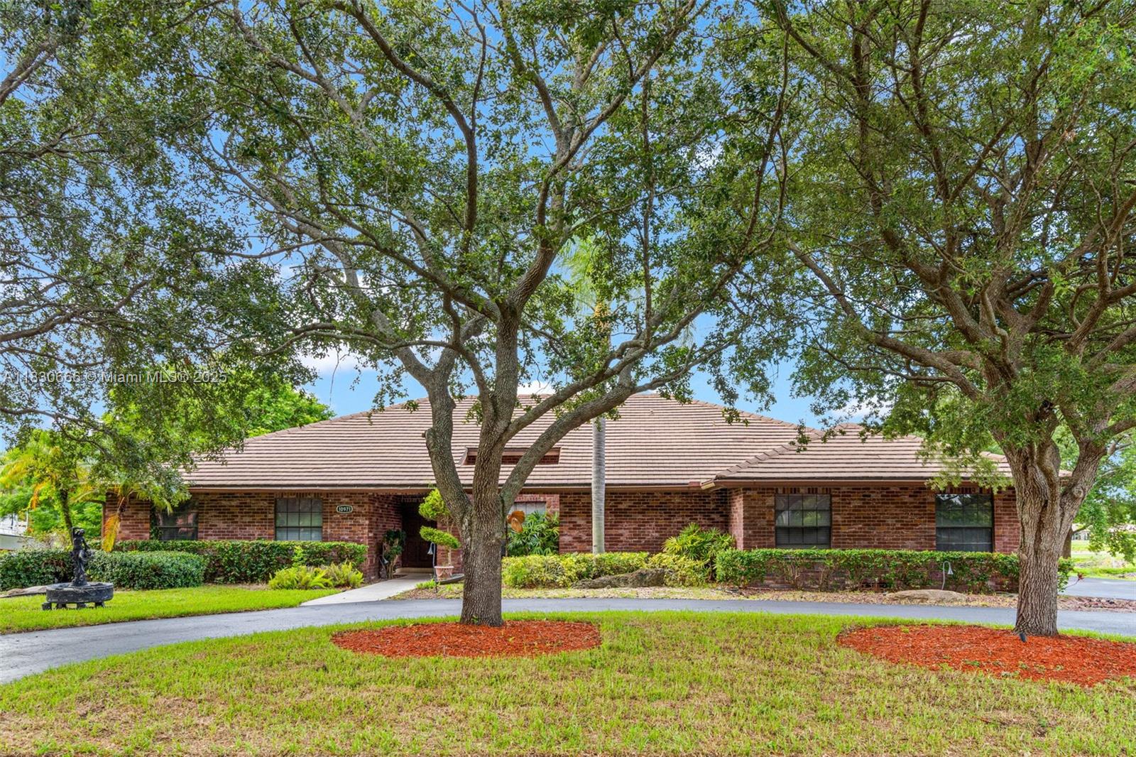 10971 NW 24th St, Coral Springs FL 33065