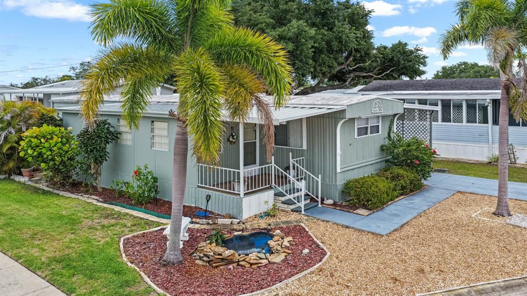 123 SAINT KITTS WAY, APOLLO BEACH, FL — photo 2 of 25