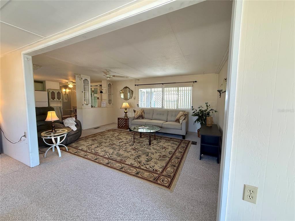 123 SAINT KITTS WAY, APOLLO BEACH, FL — photo 4 of 25