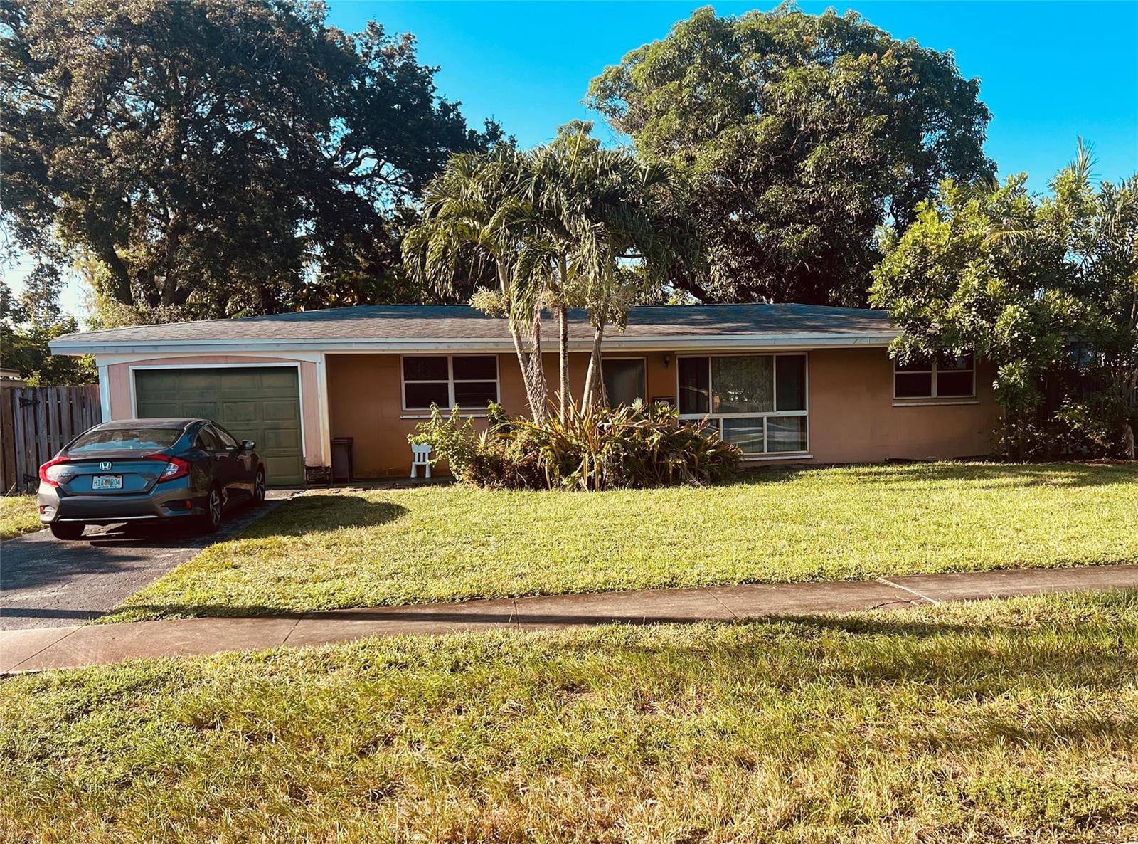 4827 NW 2nd Court, Plantation FL 33317
