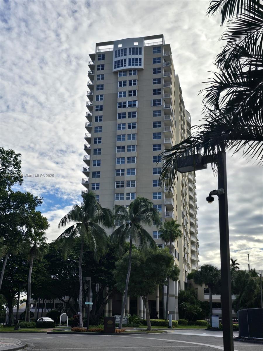 770 Claughton Island Dr # 2108, Miami FL 33131