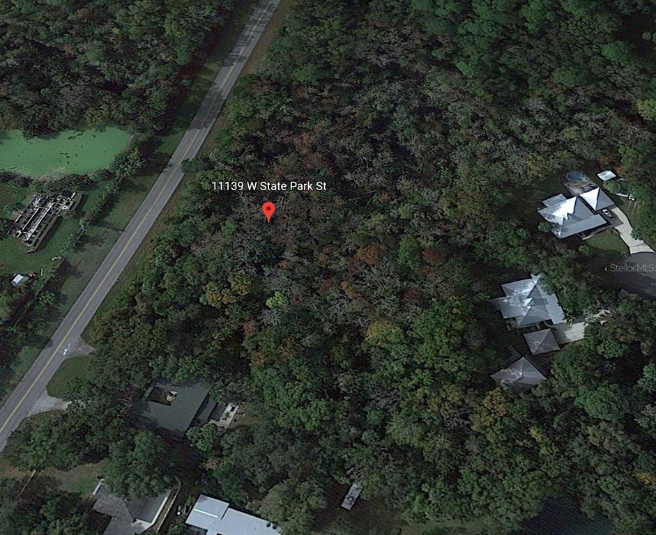 11139 W STATE PARK ST, CRYSTAL RIVER, FL — photo 2 of 2