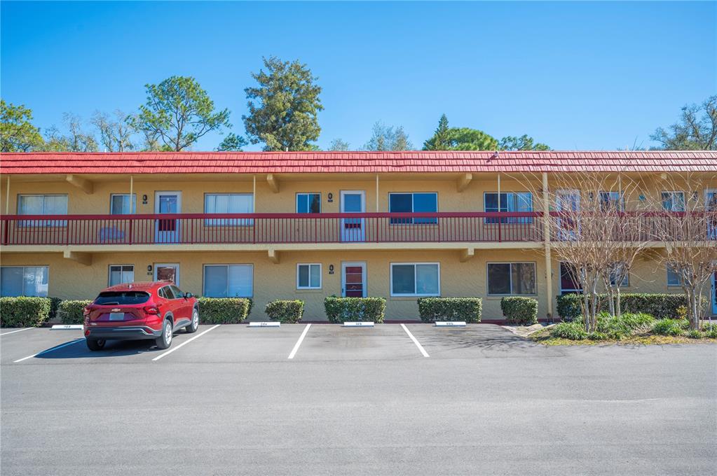 400 EL CAMINO DRIVE UNIT 204