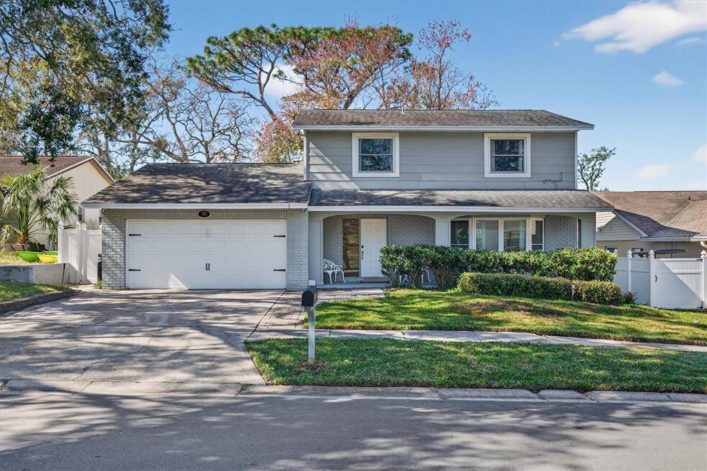 88 HARBOR OAKS CIRCLE