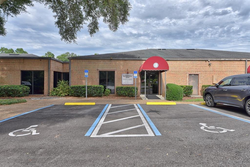 1805 SE LAKE WEIR AVENUE UNIT 3