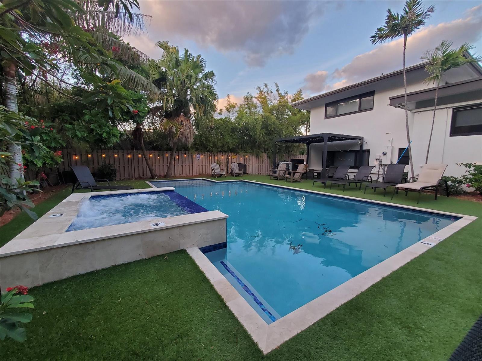 2009 Admirals Way, Fort Lauderdale FL 33316