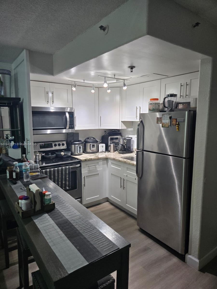 16450 NW 2nd Ave # 310, Miami FL 33169