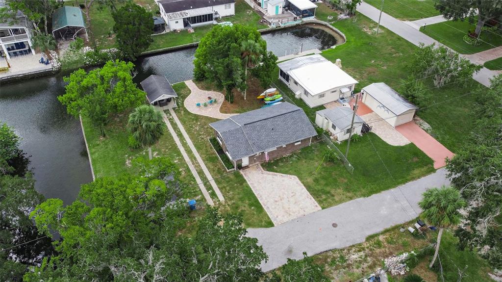 5411 TEAL DRIVE, WEEKI WACHEE, FL — photo 5 of 30