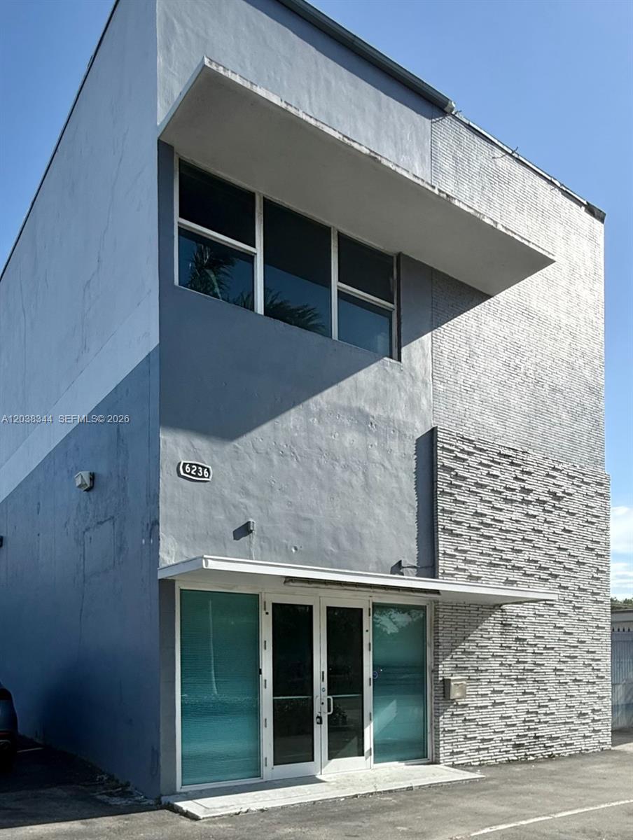 6236 Miramar Pkwy, Miramar FL 33023